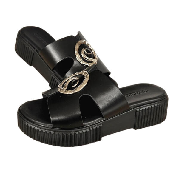Gkavogiannis_sandals_2024-3104