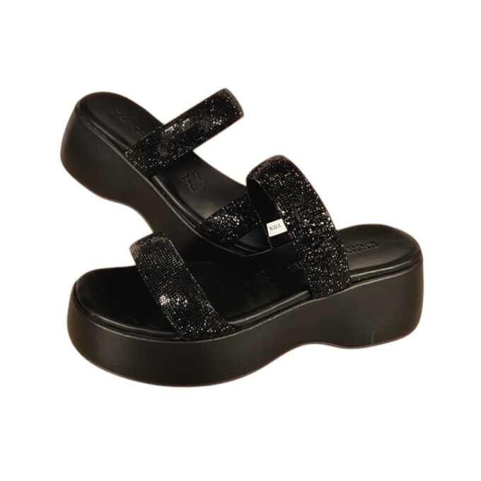 Gkavogiannis_sandals_2024-3128